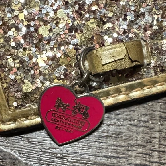 Coach Gold Glitter Photobook Charm Y2K - Picture 8 of 9